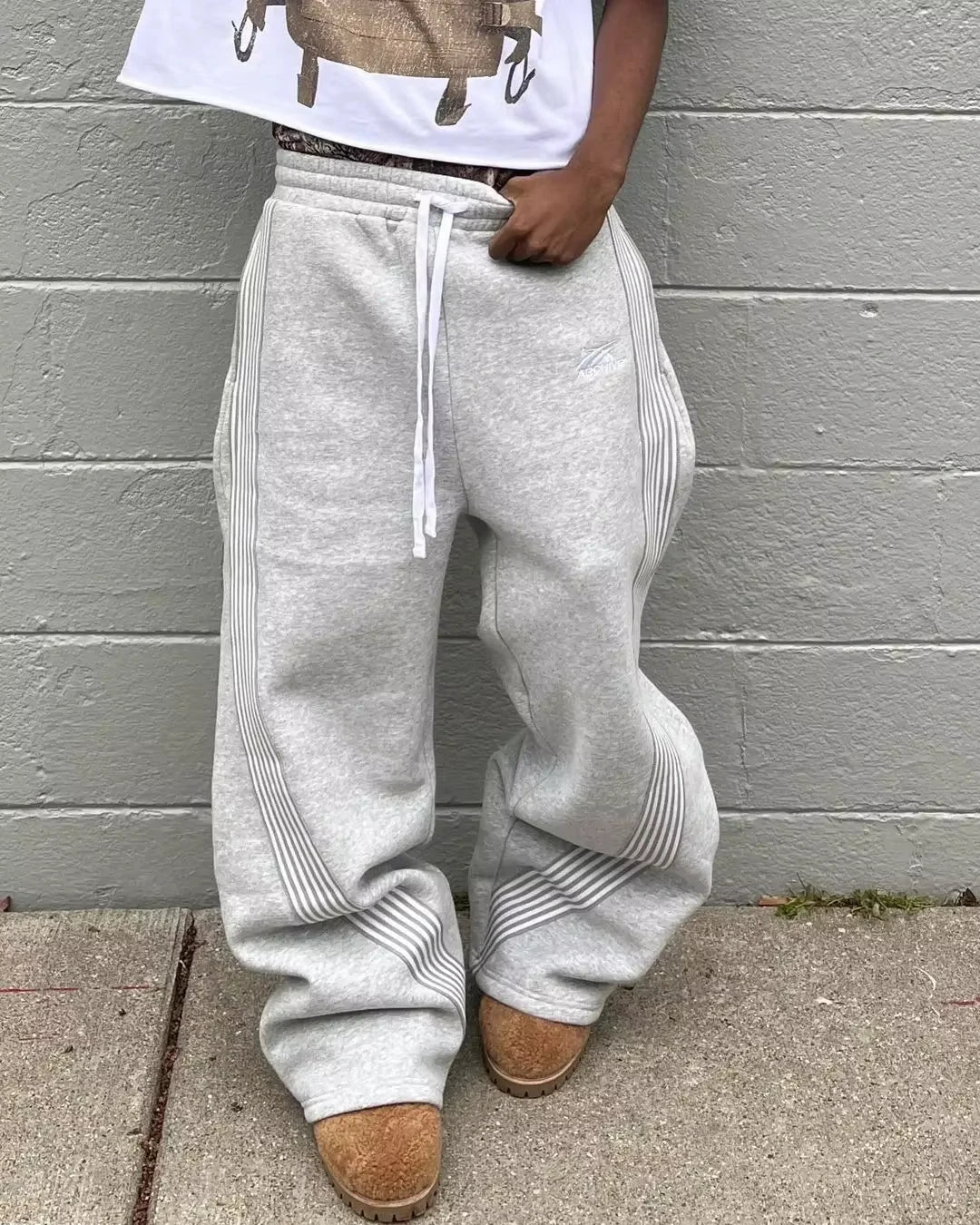 Embroidered Baggy Drawstring Sweatpants Unisex